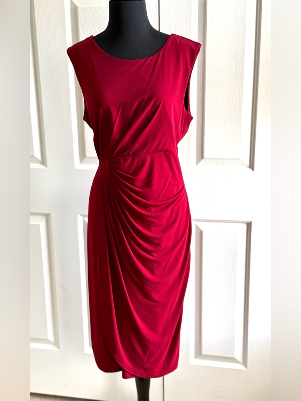 Enfocus Studio Sleeveless Ruched Midi Dress in Berry Red